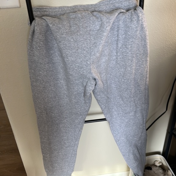 Mens Reebok sweatpants - Picture 2 of 2